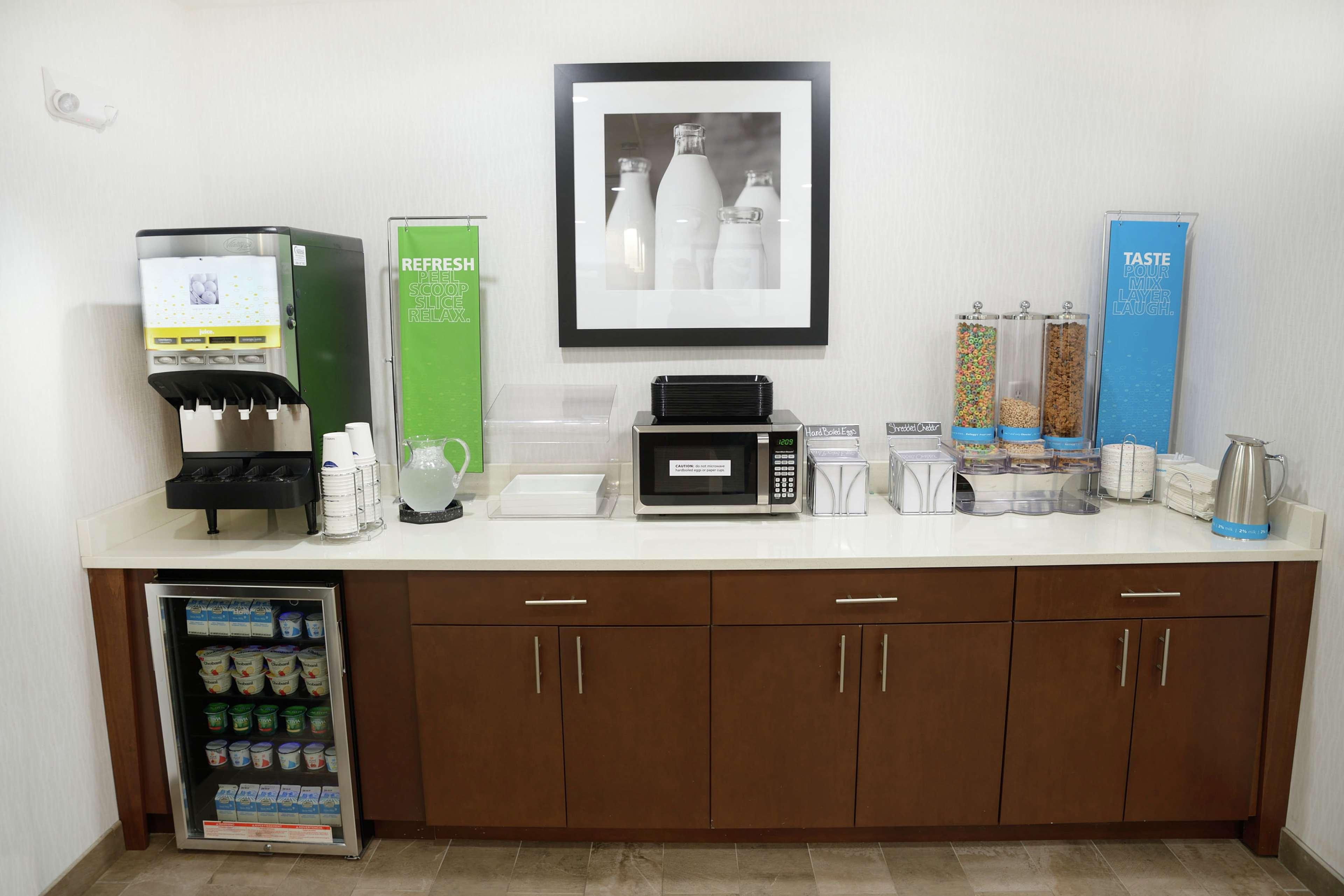 Hampton Inn & Suites Oklahoma City/Quail Springs Экстерьер фото