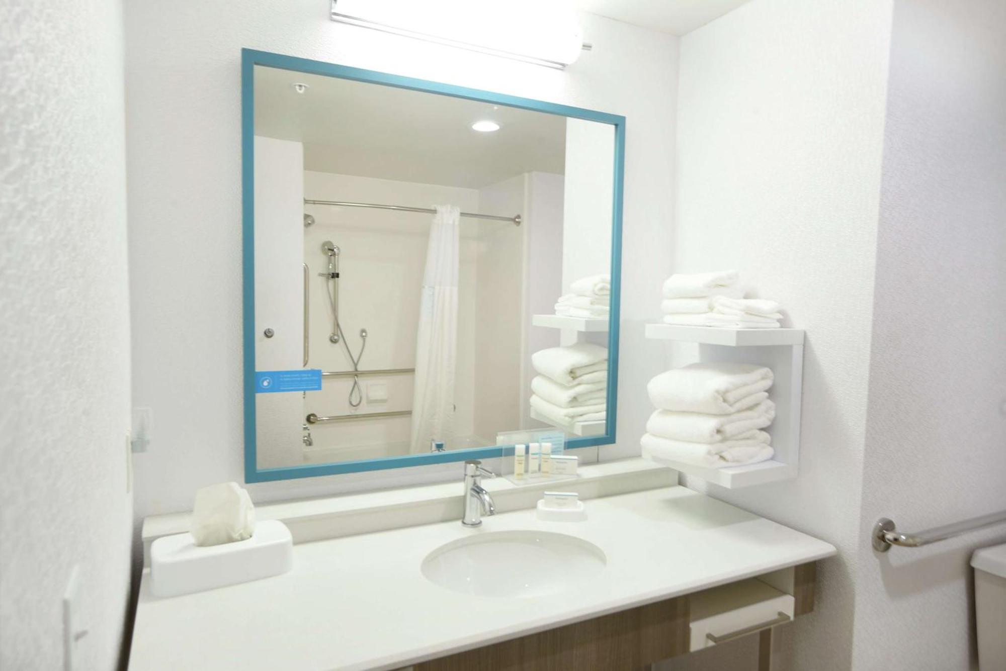 Hampton Inn & Suites Oklahoma City/Quail Springs Экстерьер фото